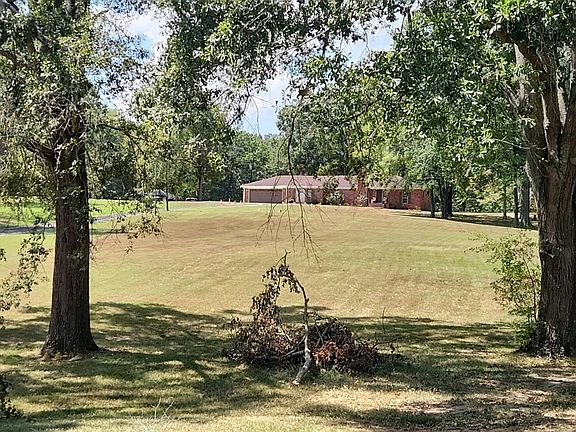 2nd image of 3255 Cayce Rd