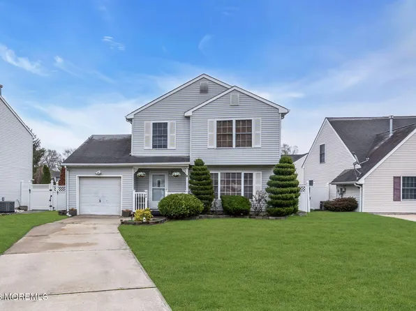 120 Shoreland Terrace, North Middletown, NJ 07748