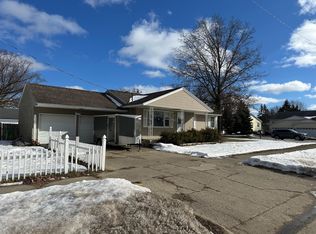 763 Maple Ave, Holland, MI 49423
