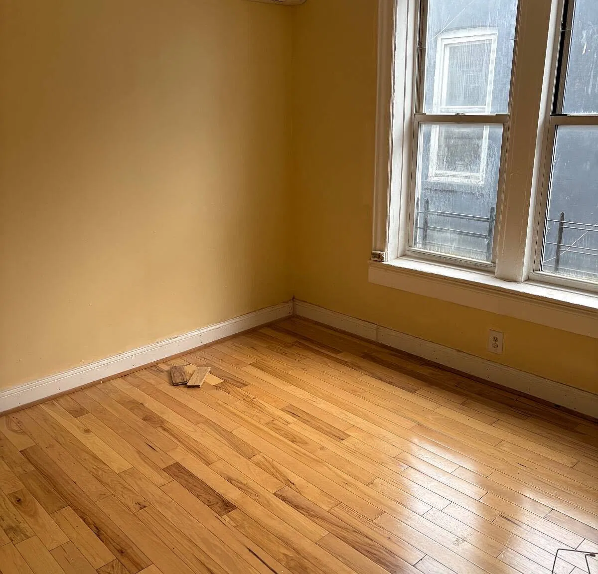 Studio, $3,600 — Photo 2