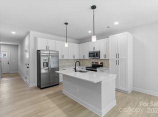 4324 Woodwind St, Charlotte, NC 28213