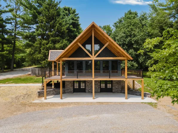 8347 Jacksontown Rd SE, Newark, OH 43056