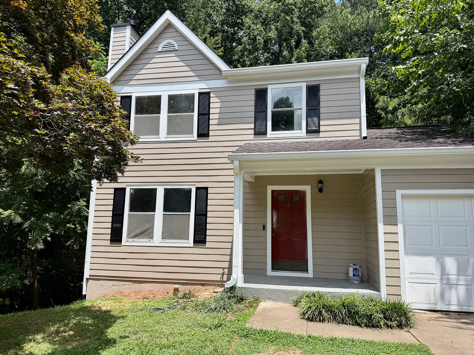 3 bed, 2.5 bath, 1396 sqft, $2,490 — Photo 1