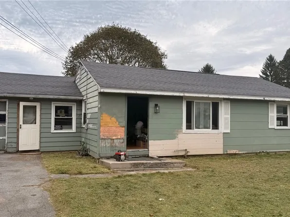 208 S Webber Dr, Chittenango, NY 13037