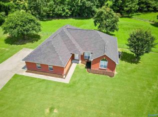 107 Kaylee Loop, Hartselle, AL 35640