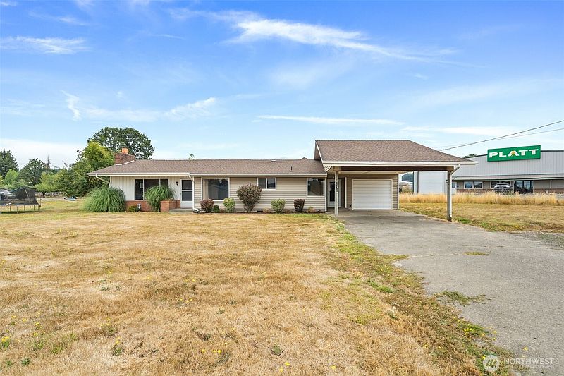 2nd image of 1579 Bishop Road