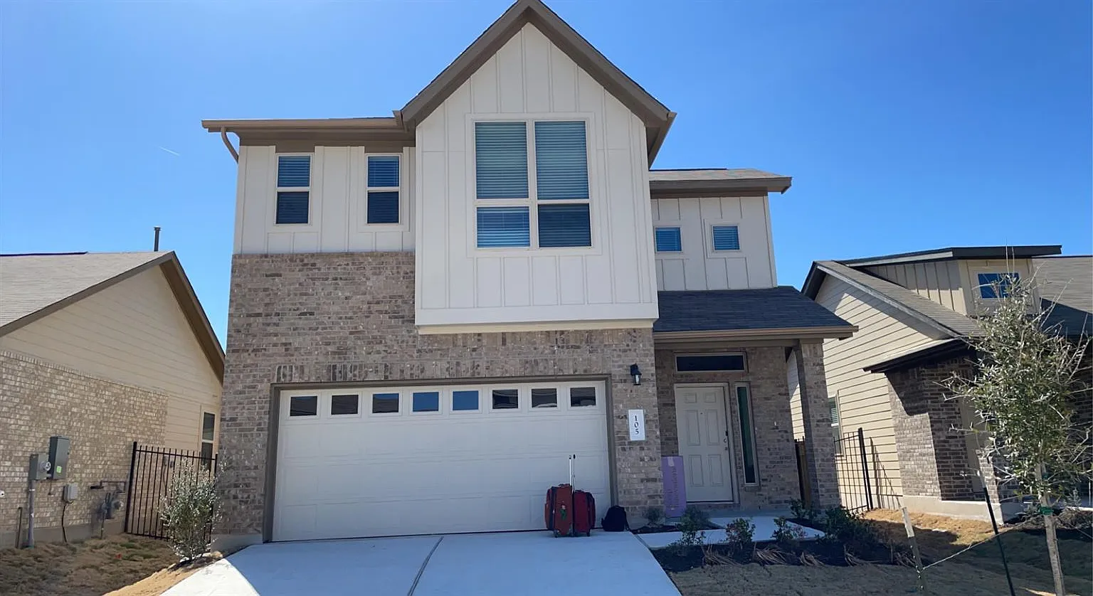 3 bed, 2.5 bath, 2036 sqft, $2,100 — Photo 1