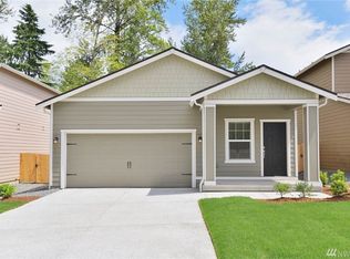 1213 W 15th St, La Center, WA 98629