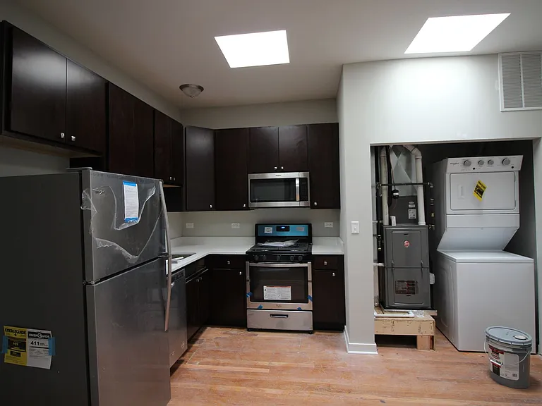 4208 N Milwaukee Ave #2R — Photo 6