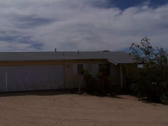2nd image of 6996 Desert Quail Dr