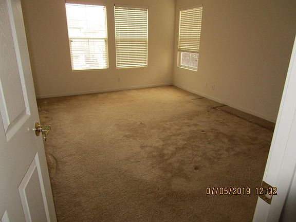 5th image of 24 Las Flores St