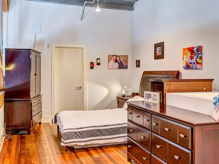 246 Koehler Ct — Photo 32
