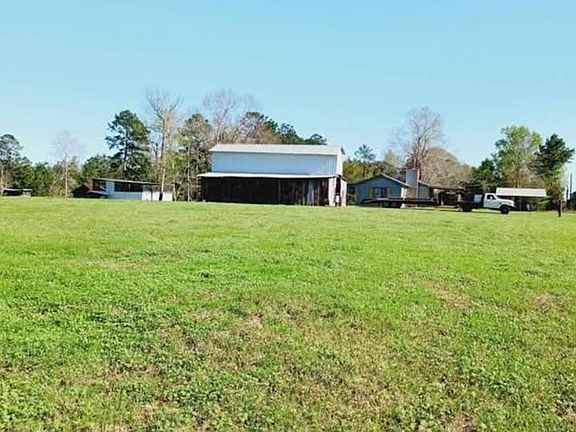 3rd image of 806 Walthall Rd