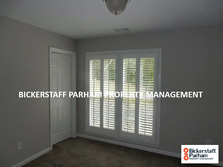 7455 McKee Rd — Photo 9