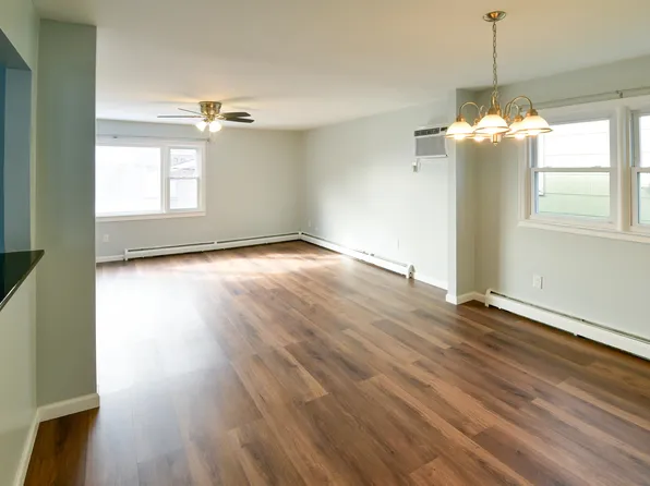 45 East 51st Street image 9 of 26