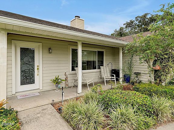 4th image of 1250 Lyric Dr