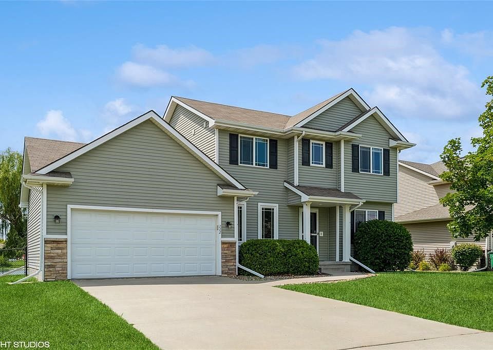 1st image of 222 NW Abbie Dr