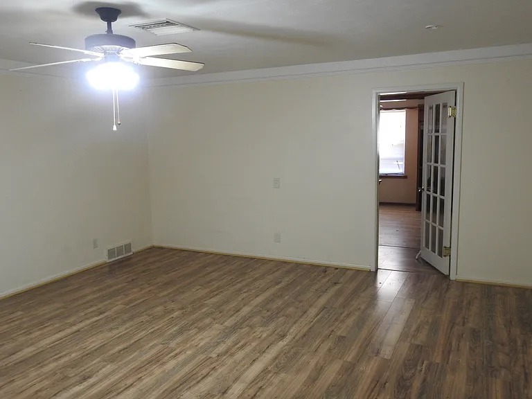 7044 Norma St — Photo 5
