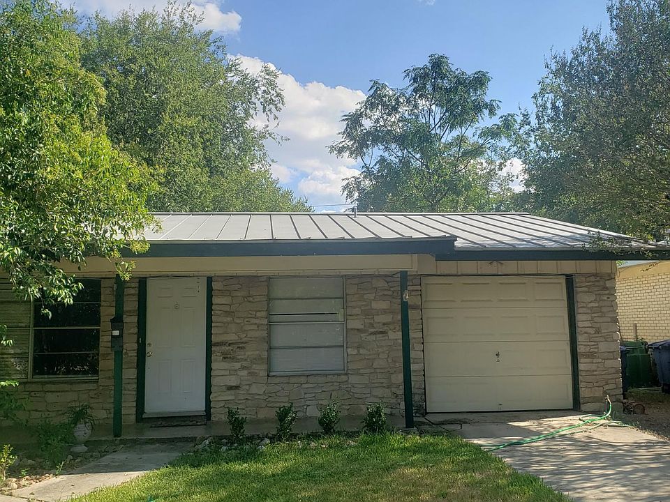 1st image of 230 Blakeley Dr