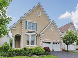 329 Coldstream Ct, Scotch Plains, NJ 07076