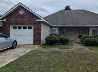 143 Pine Meadow Cir #143, Elmore, AL 36025