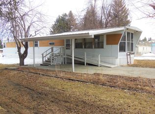 103 N 3rd St, Roberts, MT 59070