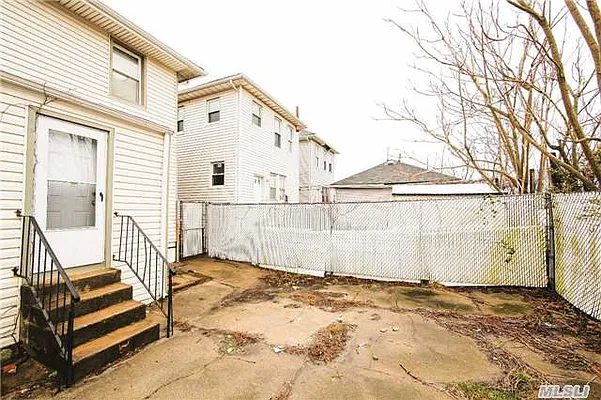 Sold by Century 21 American Homes | media 27
