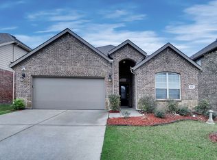 575 Bassett Hall Rd, Fate, TX 75189