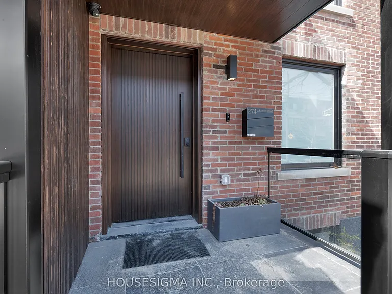 274 Roxton Rd #MAIN — Photo 1