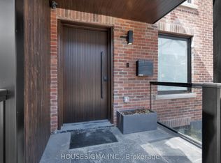 274 Roxton Rd, Toronto, ON M6G3P9
