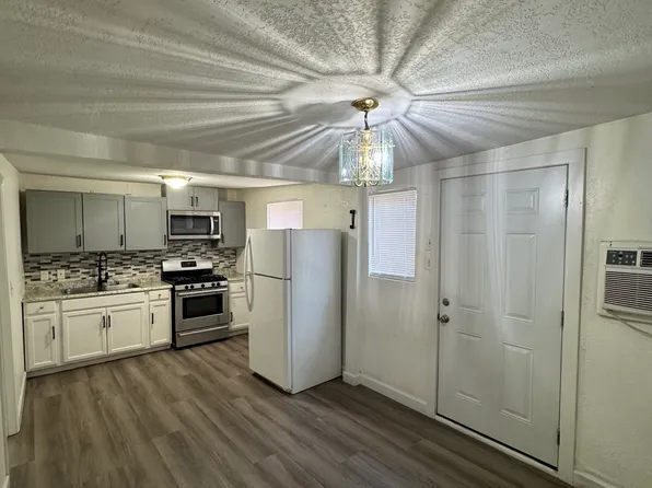 415 N Macneil St, San Fernando, CA 91340