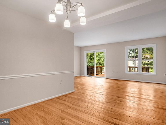 4th image of 6566 Bermuda Green Ct