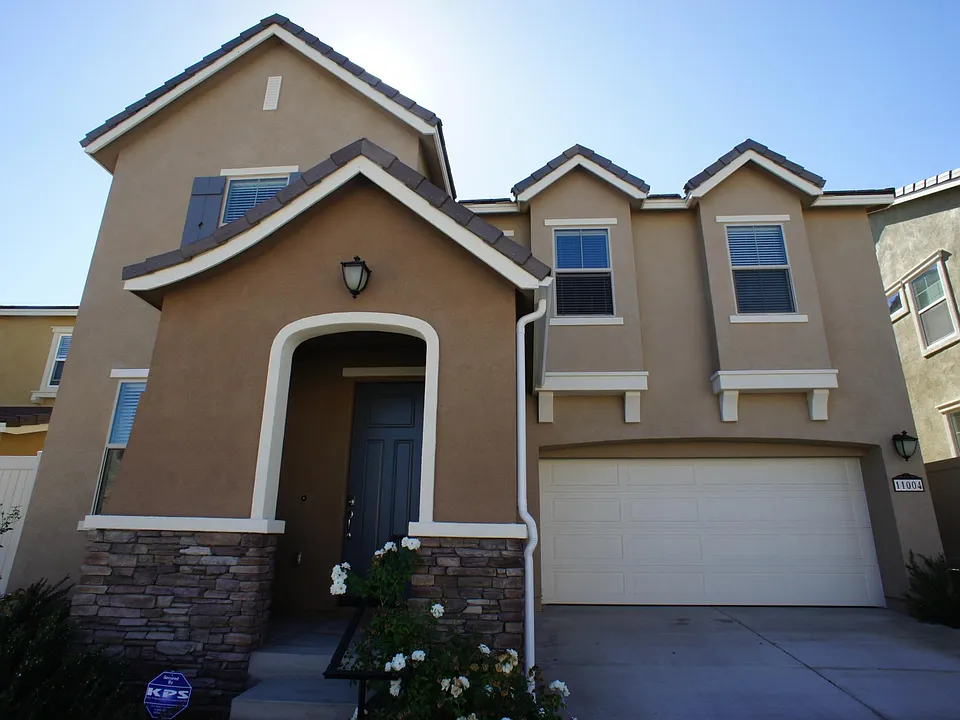 11004 Fall Crest Way