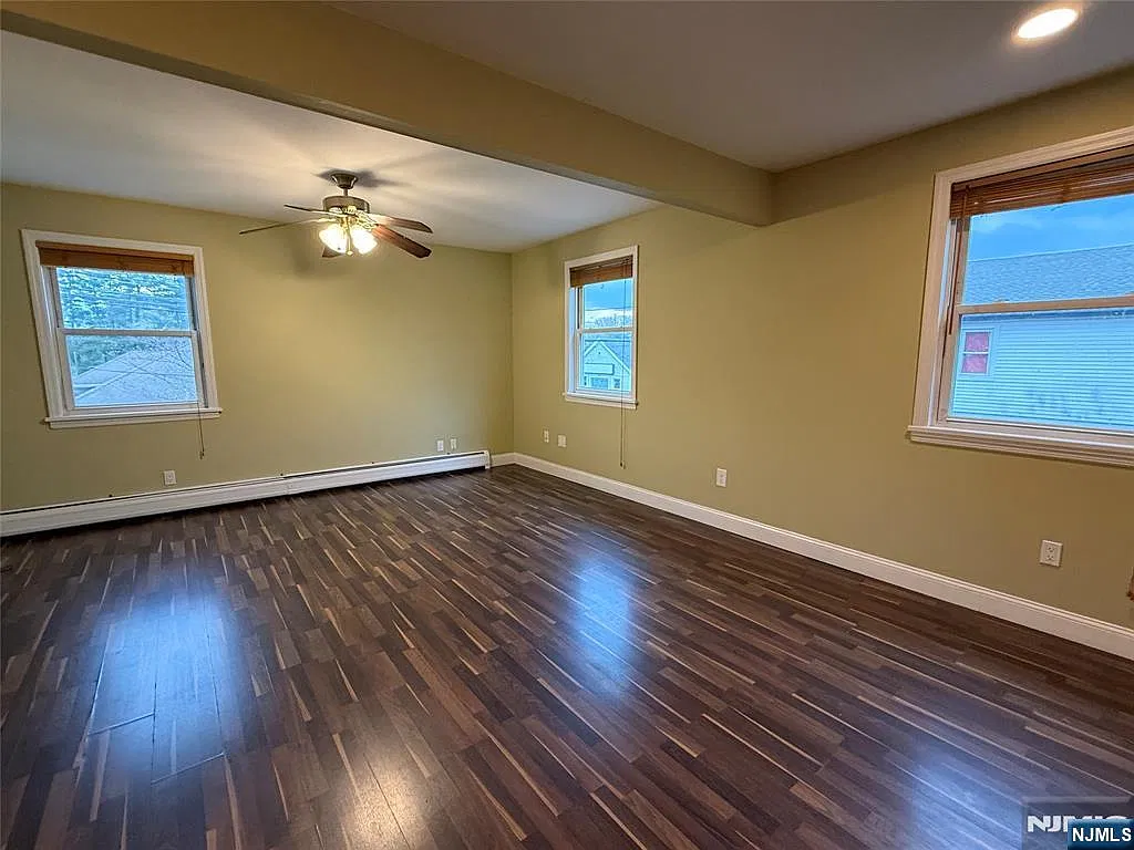 2 bed, 1.0 bath, $2,600 — Photo 3