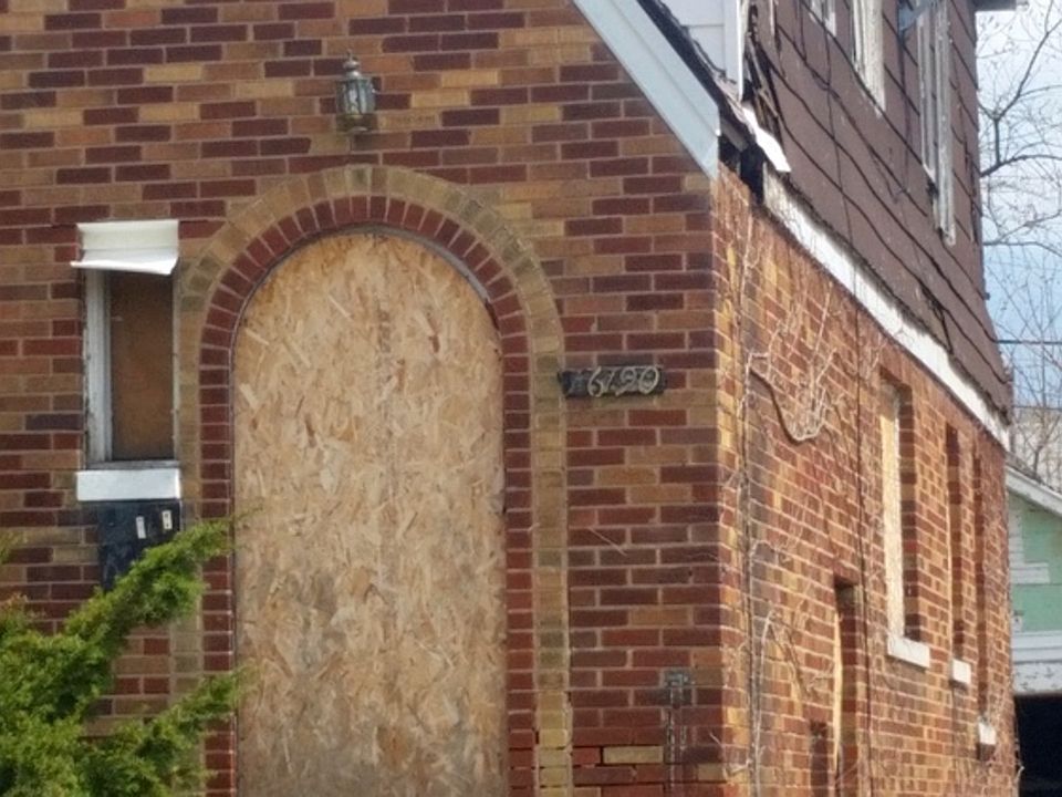 2nd image of 16190 Kentucky St