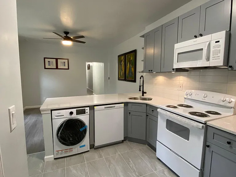 502 S 41st St #1 — Photo 49