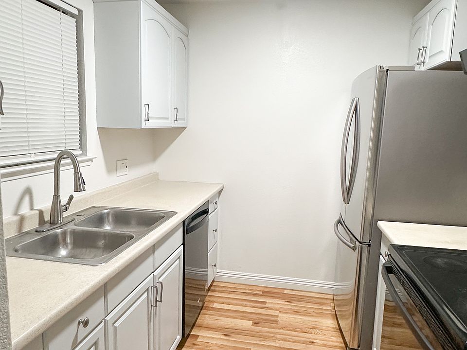 Fully renovated kitchen