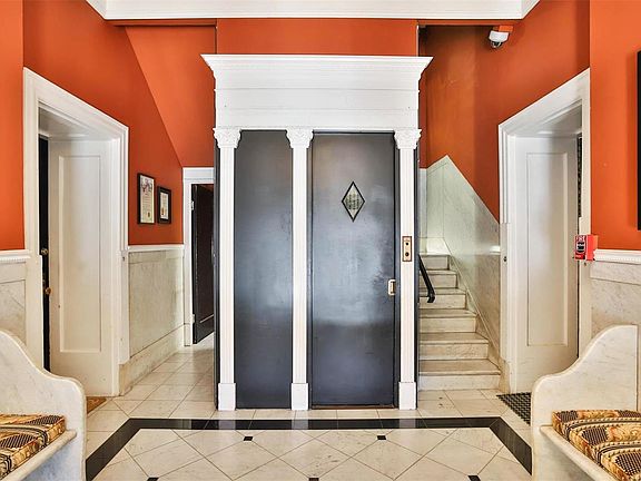 4th image of 10 N Kingshighway Blvd #1CS