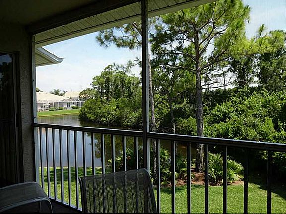 2nd image of 9601 Castle Point Dr Unit 822