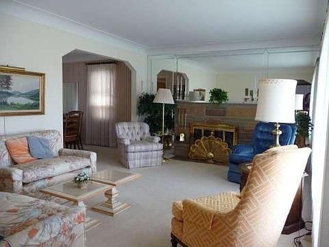 5th image of 22582 Ardmore Dr