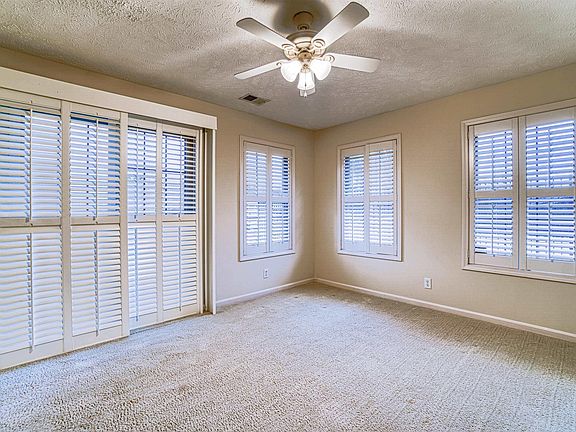 4th image of 8215 Wyntree Villas Dr