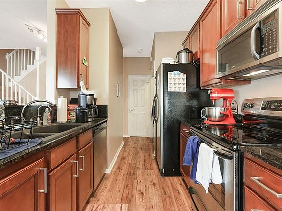 4th image of 206 Audubon Trce #206