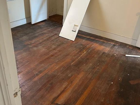 5th image of 3022 Pinehurst Rd