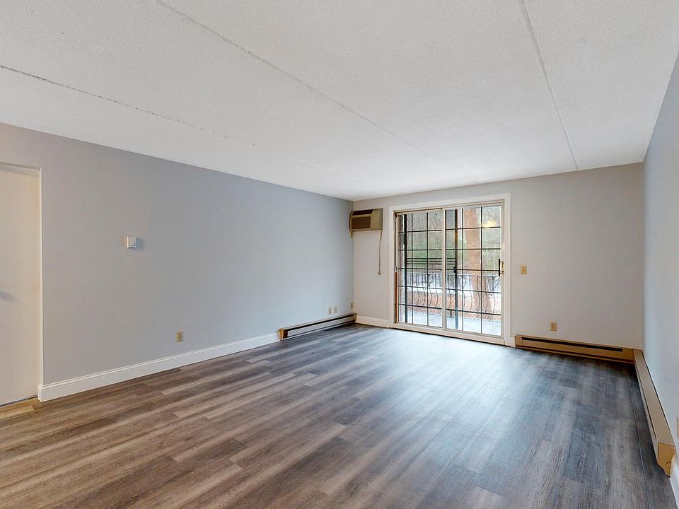 489 Main St 489 Main St Sturbridge MA Zillow