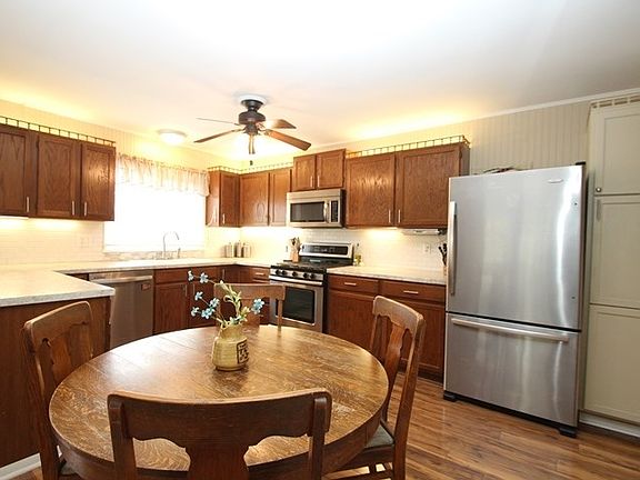 5th image of 705 N Brentwood Ln