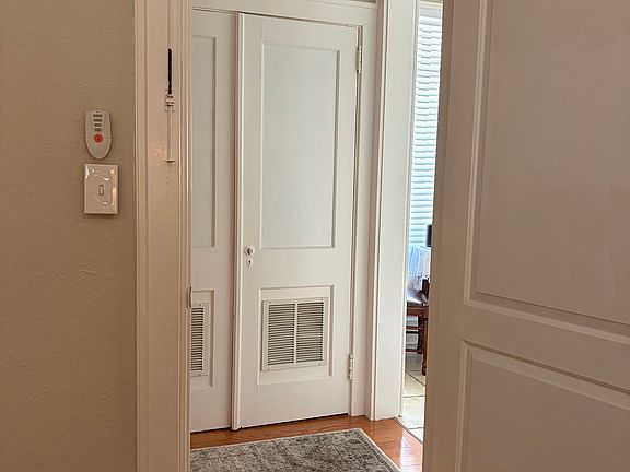 2nd image of 210 N 17th St W APT 18