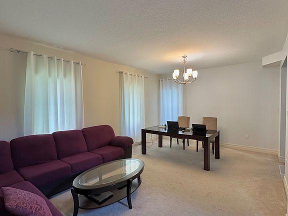 4th image of 32 Hodgson Dr