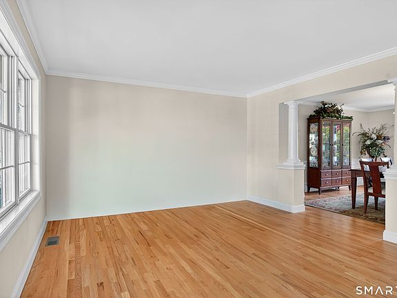 5th image of 40 Zurko Farm Road