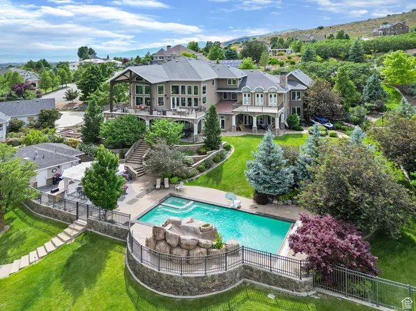 820 N Eagle View Dr, Alpine, UT 84004