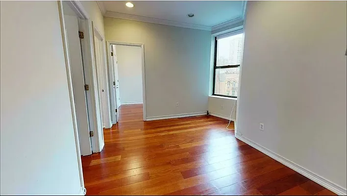 Rented by Bond New York | media 11